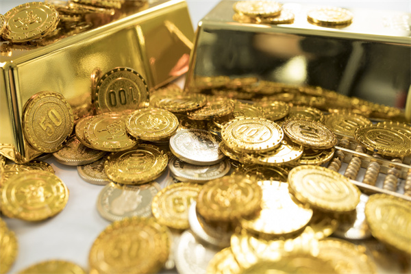 什么是混合型基金？分類有哪些？與股票型基金區別分析